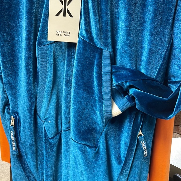 Onepiece EST 2007 - Picture 2 of 6